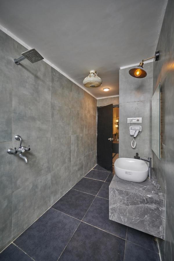 Appartement Poshtel Vns à Bénarès Extérieur photo